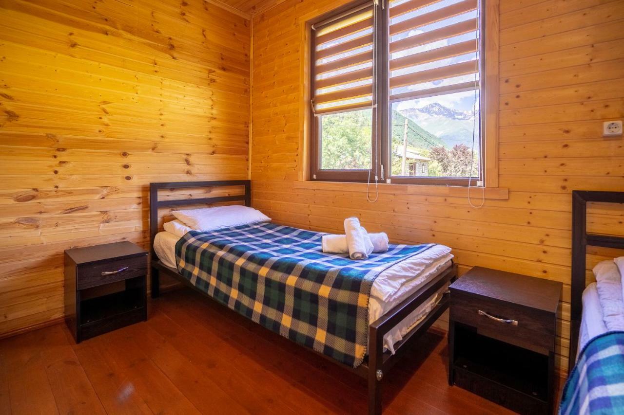 Badishi Guesthouse 梅斯蒂亚 外观 照片
